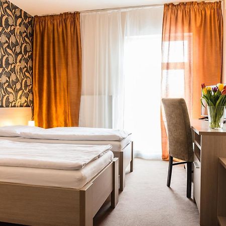 Hotel Dastan レビツェ エクステリア 写真