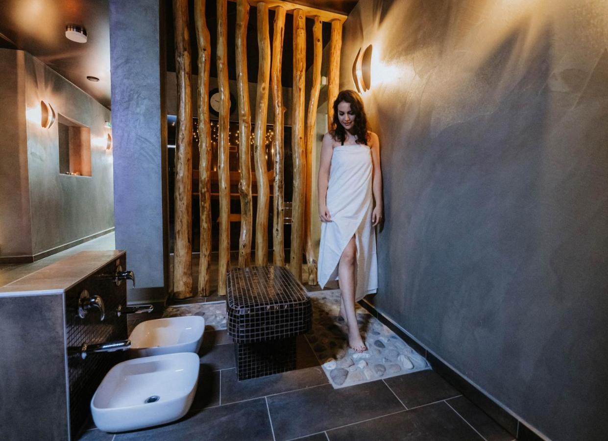 Hotel Dastan レビツェ エクステリア 写真
